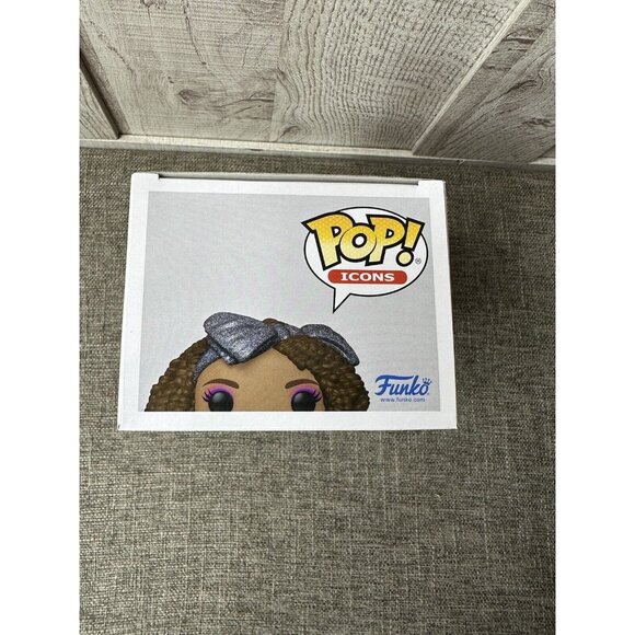 Funko Pop! #70 Whitney Houston Vinyl Action Figure Target Exclusive Diamond - Picture 5 of 5